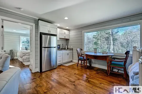 801 Split Rail Row Highlands NC 28741