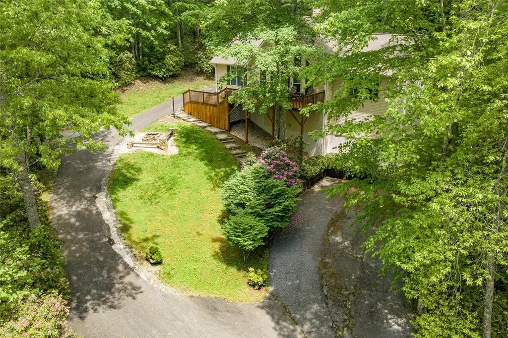 68 Golden Mist Court Sapphire NC 28774