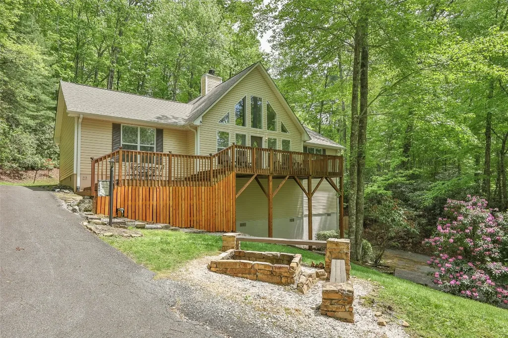 68 Golden Mist Court Sapphire NC 28774