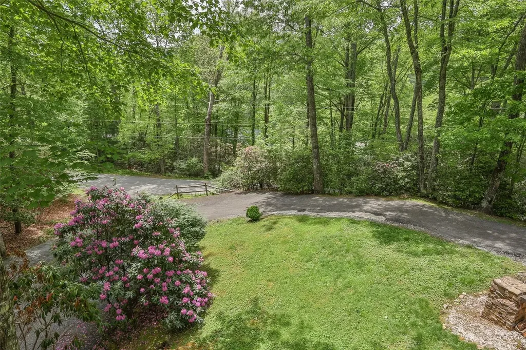 68 Golden Mist Court Sapphire NC 28774