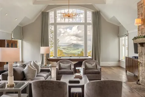 1877 Bowery Road Highlands NC 28741