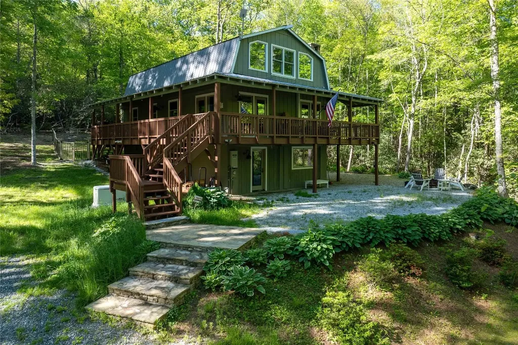 221 Shadow Creek Lane Highlands NC 28741