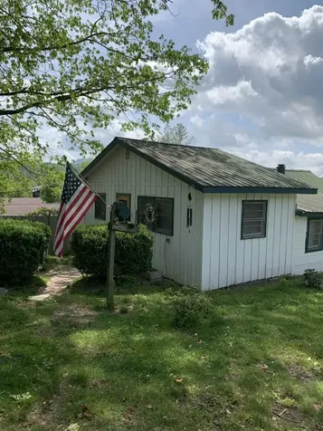 435 Us 64 West Cashiers NC 28717