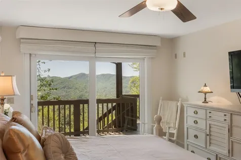 169 Heather View Lane Sapphire NC 28774