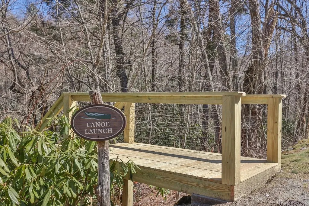 50 Laurel Terrace Highlands NC 28741