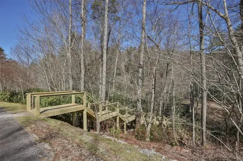 50 Laurel Terrace Highlands NC 28741