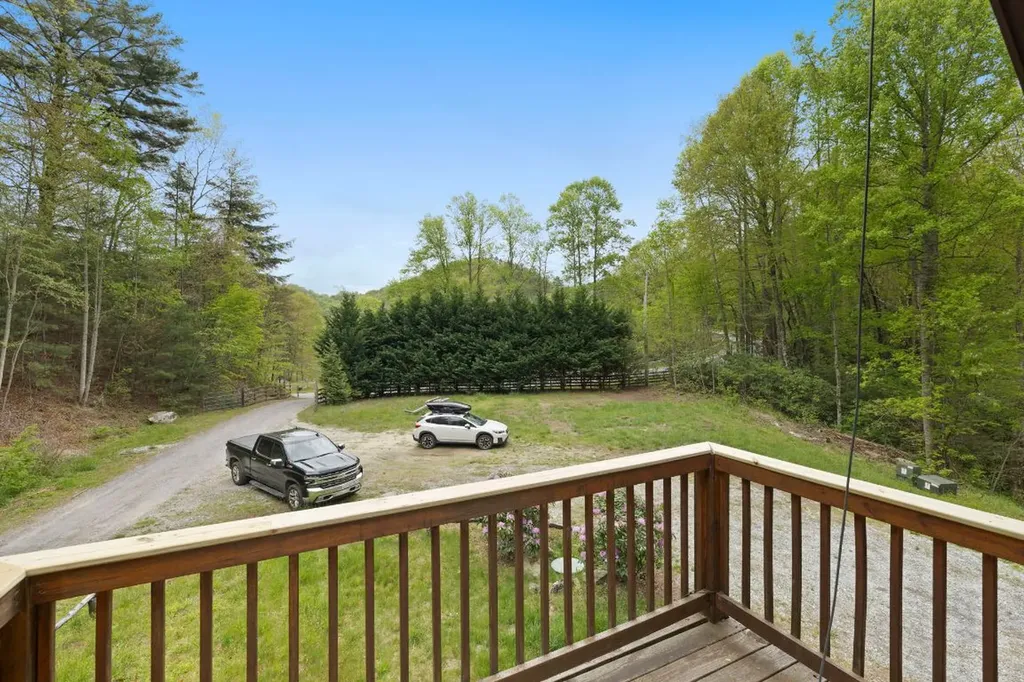 19 Winding Gap Lane Tuckasegee NC 28783