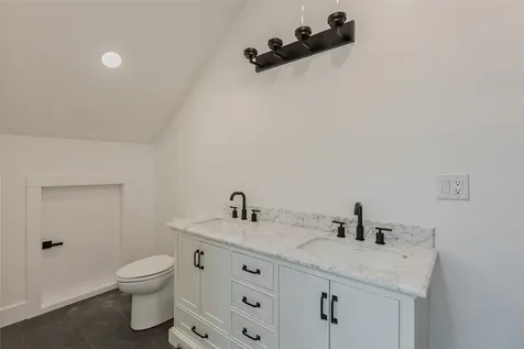 1066 Fowler Road Glenville NC 28736