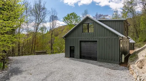 1066 Fowler Road Glenville NC 28736