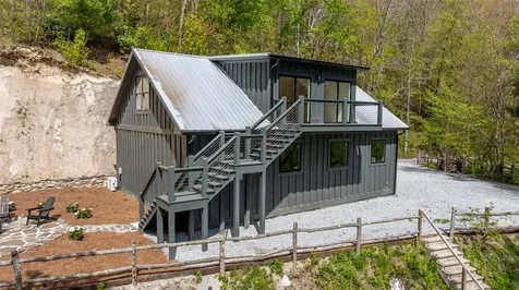 1066 Fowler Road Glenville NC 28736