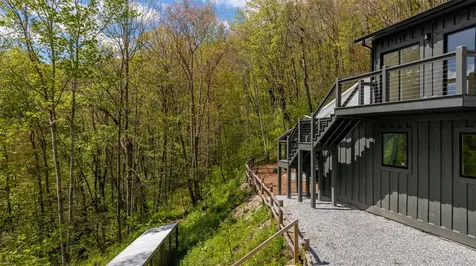 1066 Fowler Road Glenville NC 28736