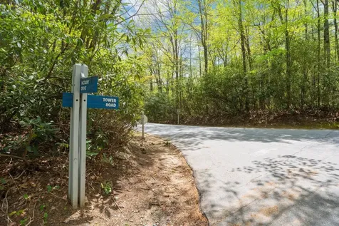 205 Hickory Drive Sapphire NC 28774