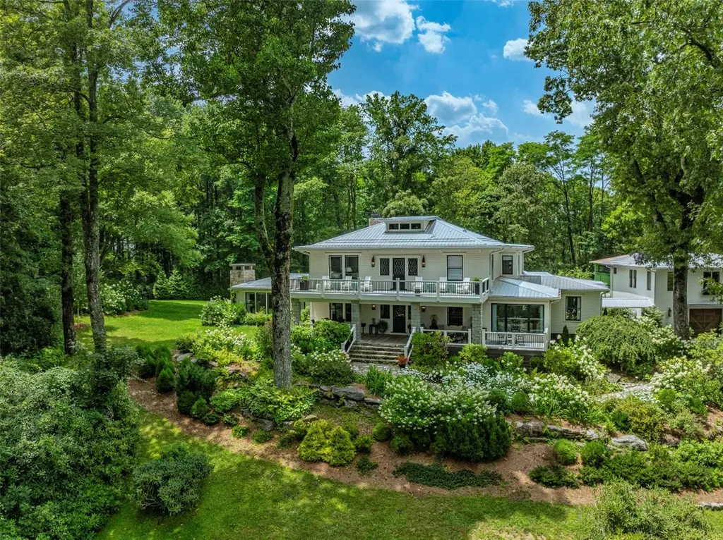 267 Satulah Road Highlands NC 28741