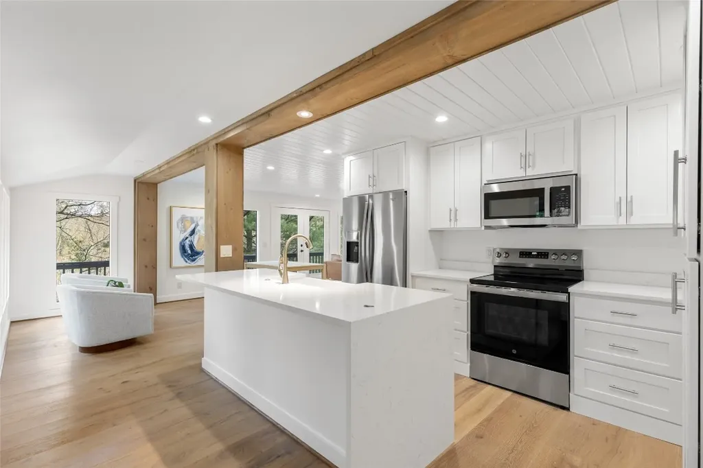 71 Buggy Barn Road Cullowhee NC 28723