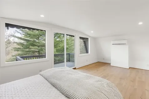 71 Buggy Barn Road Cullowhee NC 28723