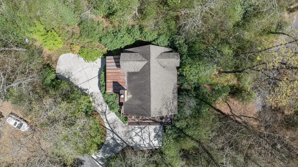 69 Holt Cottage Lane Highlands NC 28741