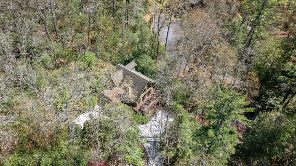 69 Holt Cottage Lane Highlands NC 28741