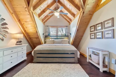 69 Holt Cottage Lane Highlands NC 28741