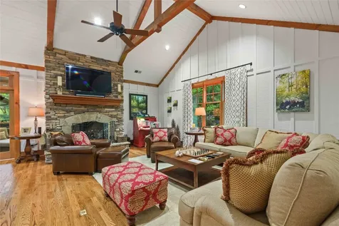 392 Birchwood Drive Highlands NC 28741