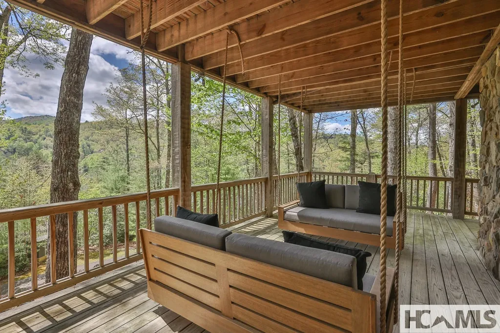 268 Tocami Trail Cullowhee NC 28723