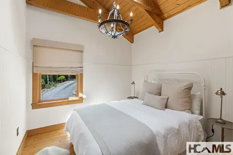 268 Tocami Trail Cullowhee NC 28723