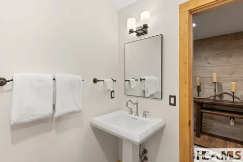 268 Tocami Trail Cullowhee NC 28723