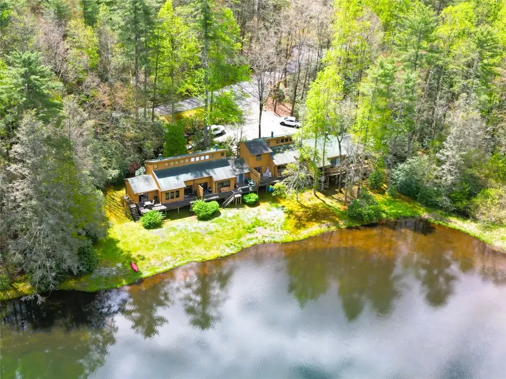 383 Wild Game Trail Sapphire NC 28774