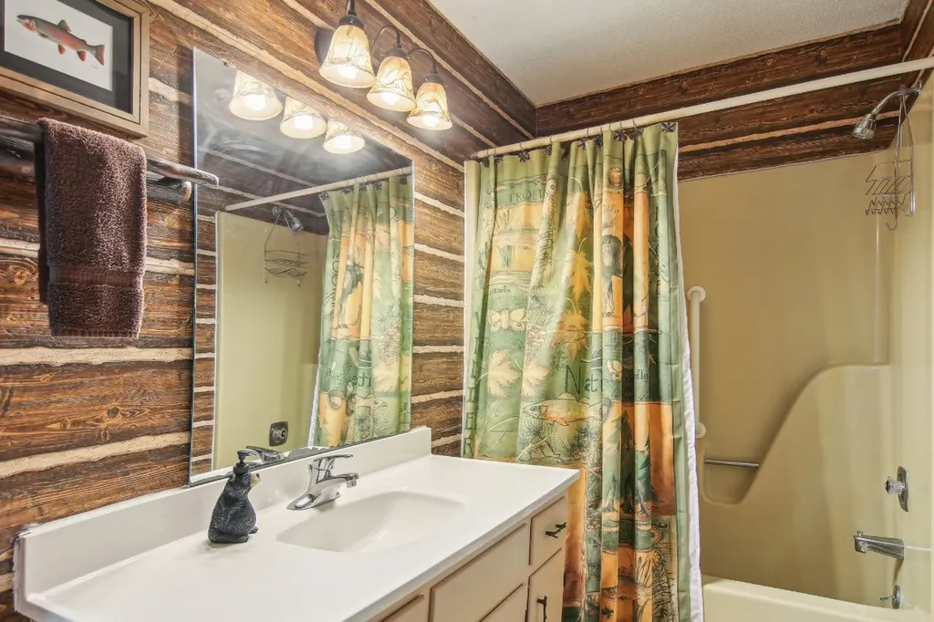 383 Wild Game Trail Sapphire NC 28774