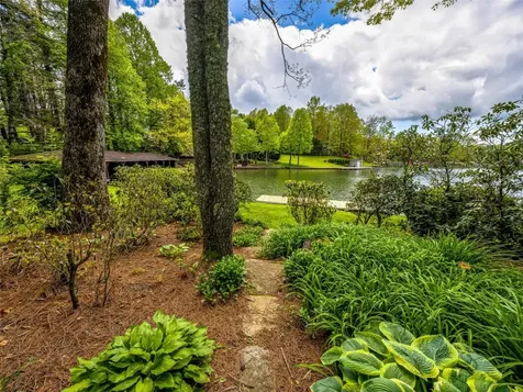 21 Toxaway Point Lake Toxaway NC 28747