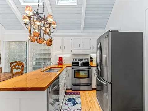 21 Toxaway Point Lake Toxaway NC 28747