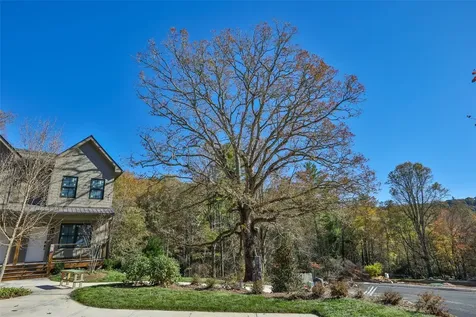 1077 Hicks Road Highlands NC 28741