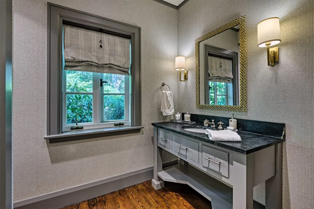 581 Sagee Woods Drive Highlands NC 28741