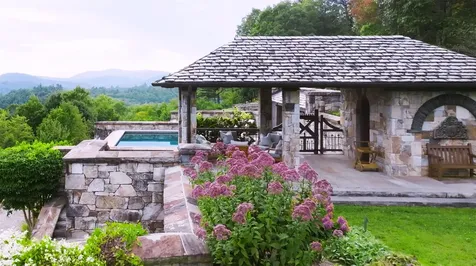 581 Sagee Woods Drive Highlands NC 28741