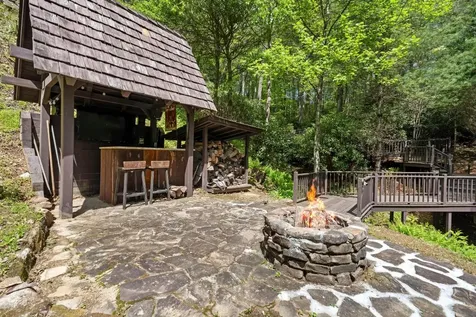 685 Gold Mine Road Highlands NC 28741