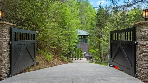 685 Gold Mine Road Highlands NC 28741