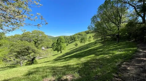 973 Sitting Rock Trail Cullowhee NC 28723