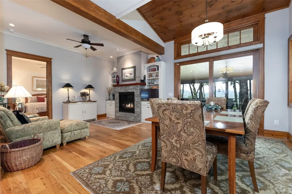 264 Jocassee Trail Sapphire NC 28774