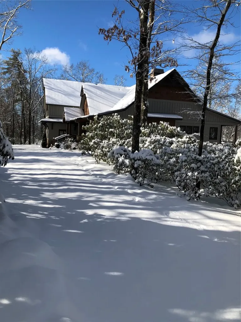 264 Jocassee Trail Sapphire NC 28774