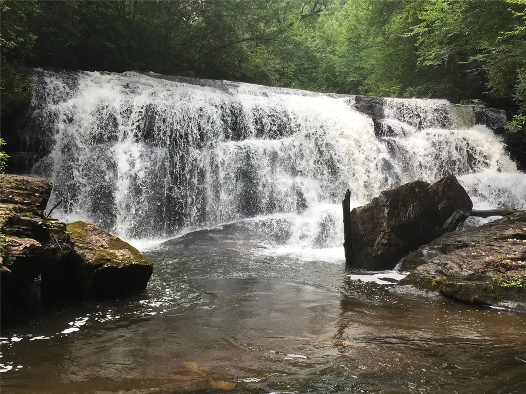 264 Jocassee Trail Sapphire NC 28774