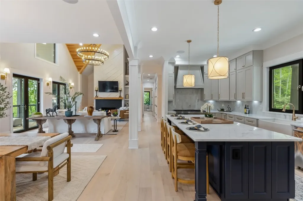 227 Sherwood Forest Road Highlands NC 28741