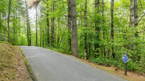 2 Receptive Drive Glenville NC 28736