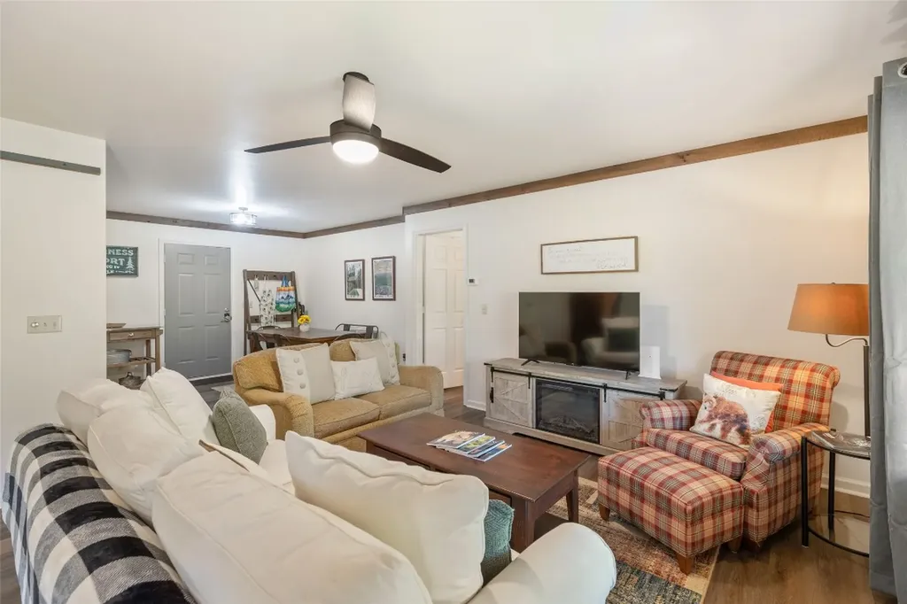 127 Short Road Cashiers NC 28717