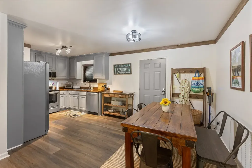 127 Short Road Cashiers NC 28717