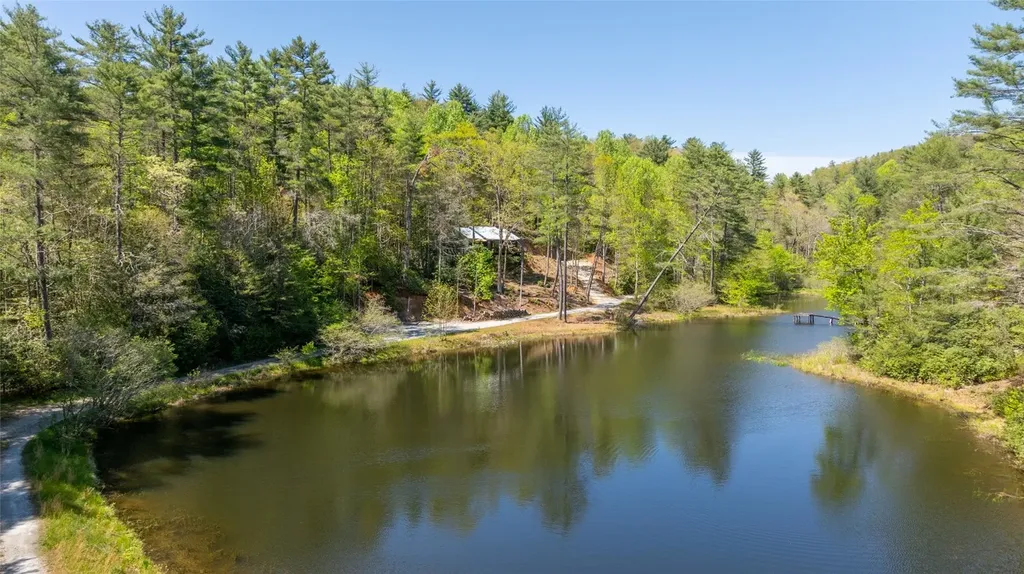 127 Short Road Cashiers NC 28717