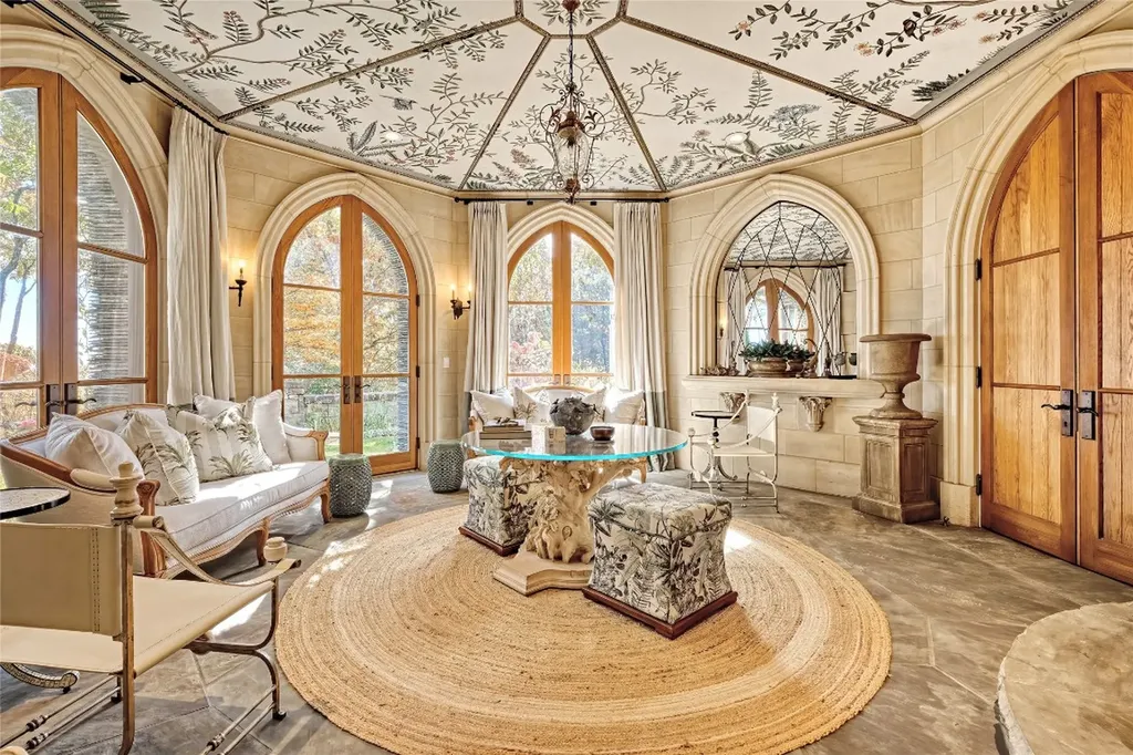 581 Sagee Woods Drive Highlands NC 28741