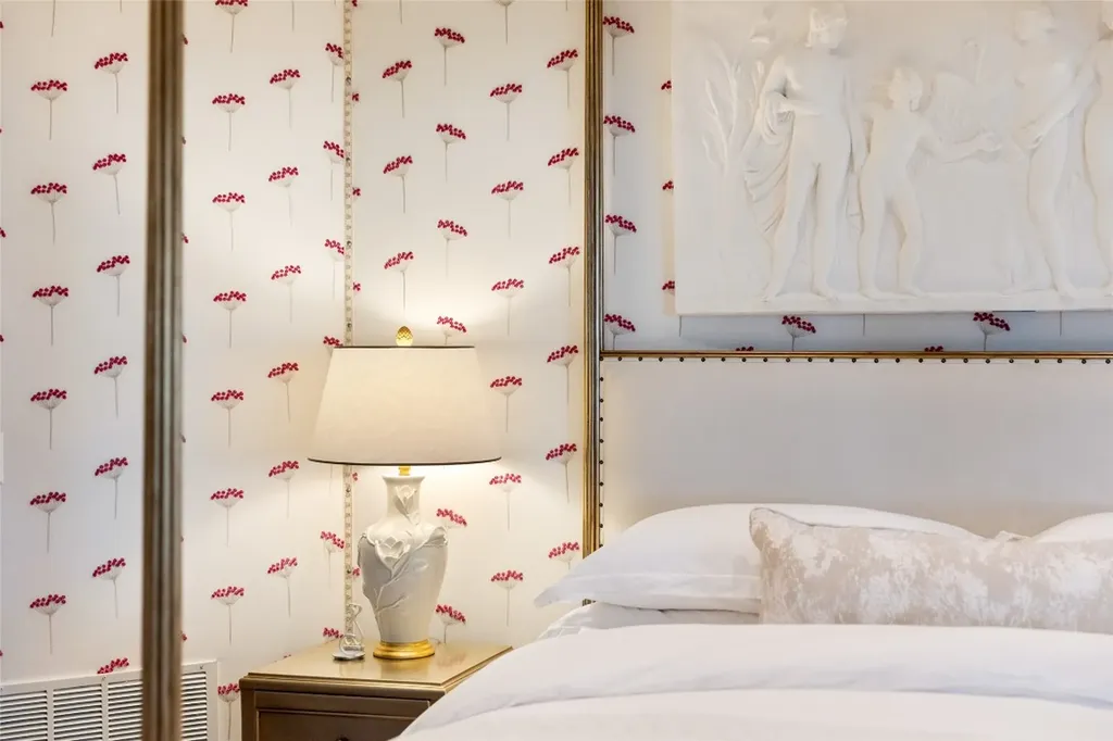 581 Sagee Woods Drive Highlands NC 28741