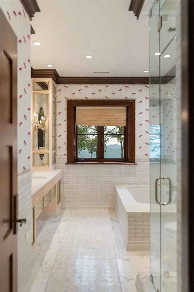 581 Sagee Woods Drive Highlands NC 28741