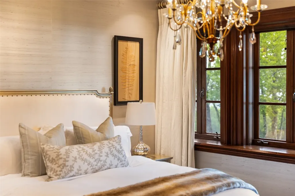 581 Sagee Woods Drive Highlands NC 28741