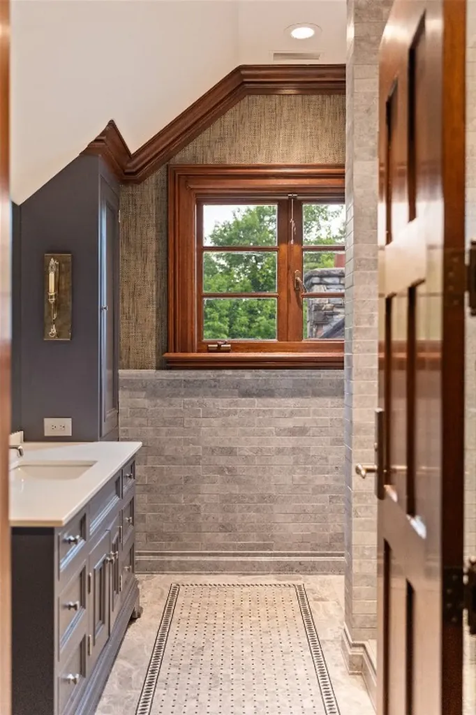 581 Sagee Woods Drive Highlands NC 28741