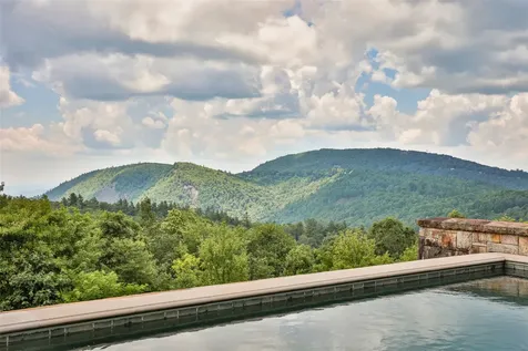 581 Sagee Woods Drive Highlands NC 28741